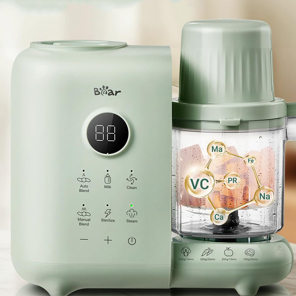 Nutrient-locking diagram of Bear Baby Food Maker showing 360° steam technology for maximum vitamin preservation.